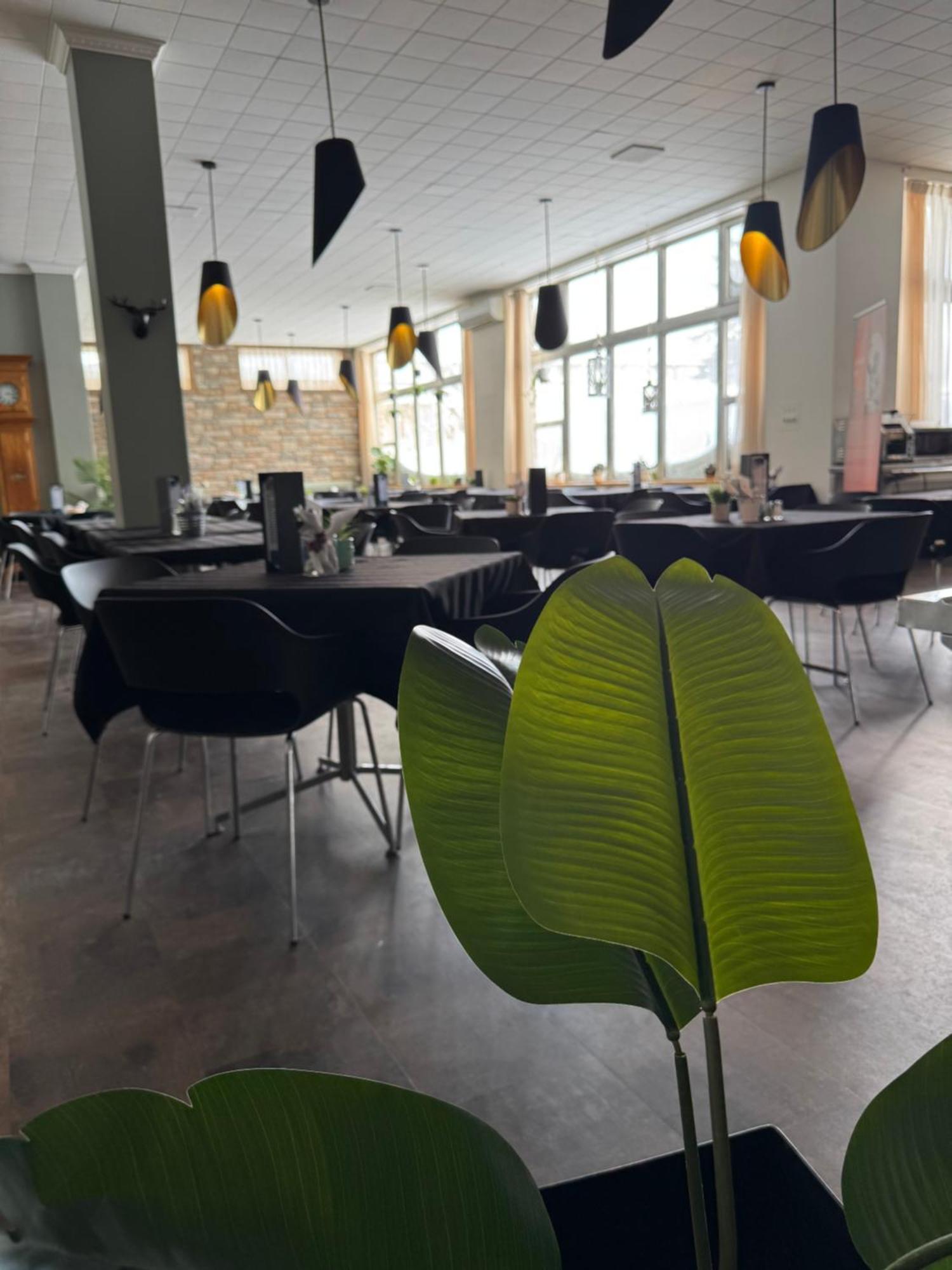 迪由维尔乡间别墅酒店 Châteauguay Heights 外观 照片